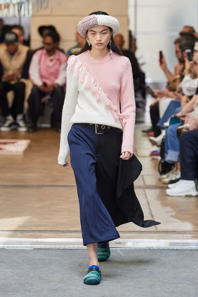 Look 36